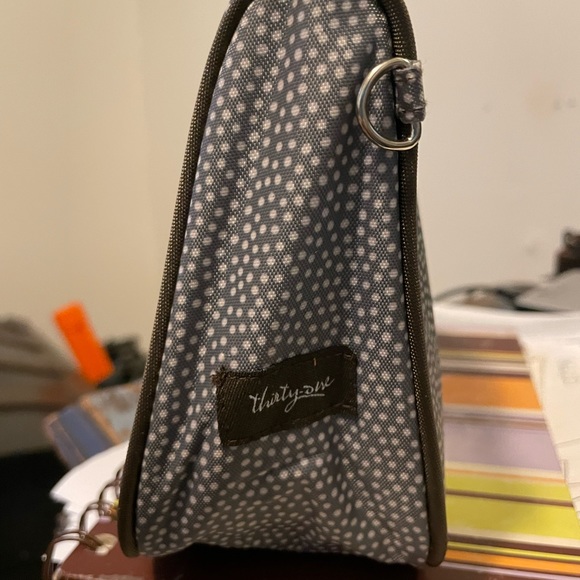 Thirty-One Make-Up Bag - Picture 3 of 5